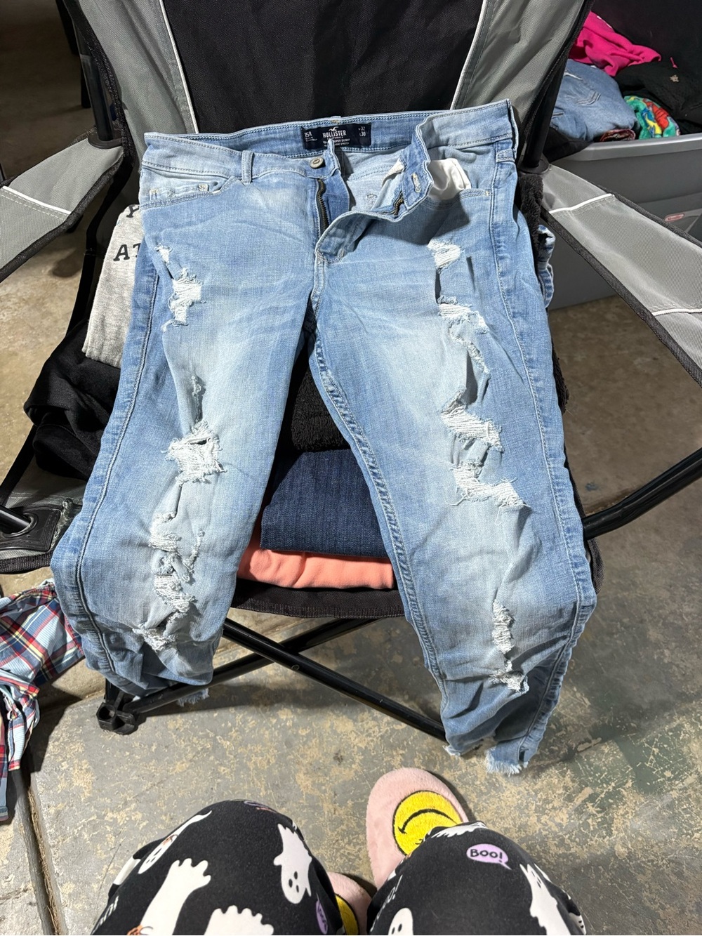 Hollister Light Wash Ripped Skinny Jeans